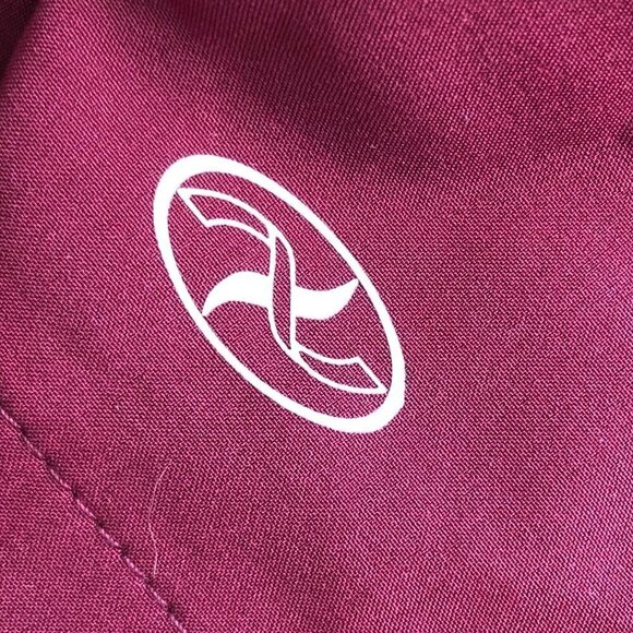 New York Laundry Medics Scrub Top - NWT's - Picture 6 of 10